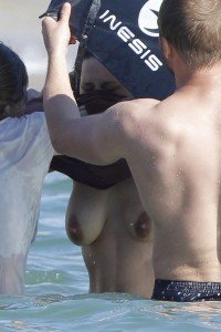 marion cotillard topless rust-and-bones