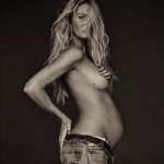 candice swanepoel topless pregnant